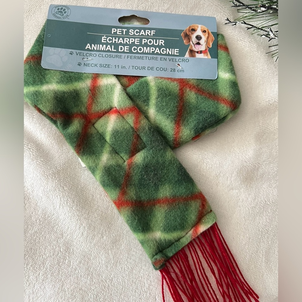 🐶 Greenbrier Kennel Club Holiday Velcro Closure 11” Pet Scarf